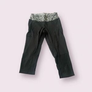 Leopard Print Cropped Leggings